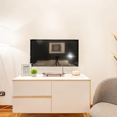 Apartment Easylife - Elegante Trilocale In Zona Porta Venezia Milan