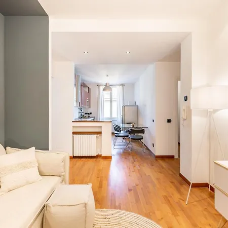 Easylife - Elegante Trilocale In Zona Porta Venezia Milano