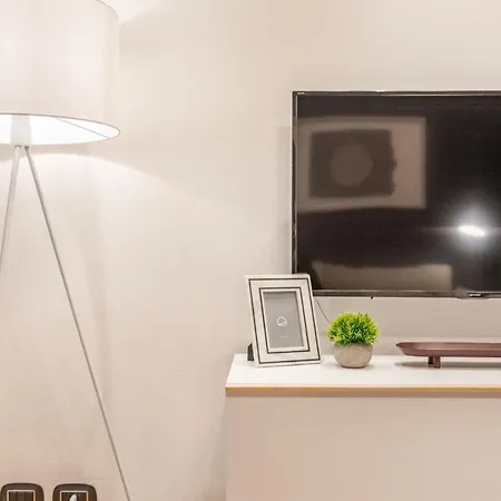Easylife - Elegante Trilocale In Zona Porta Venezia *